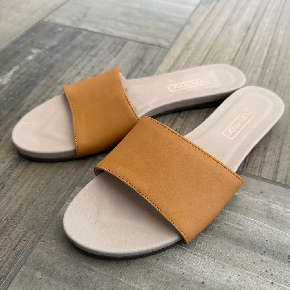 Hari Mari Sydney slide sandal size 7 New
